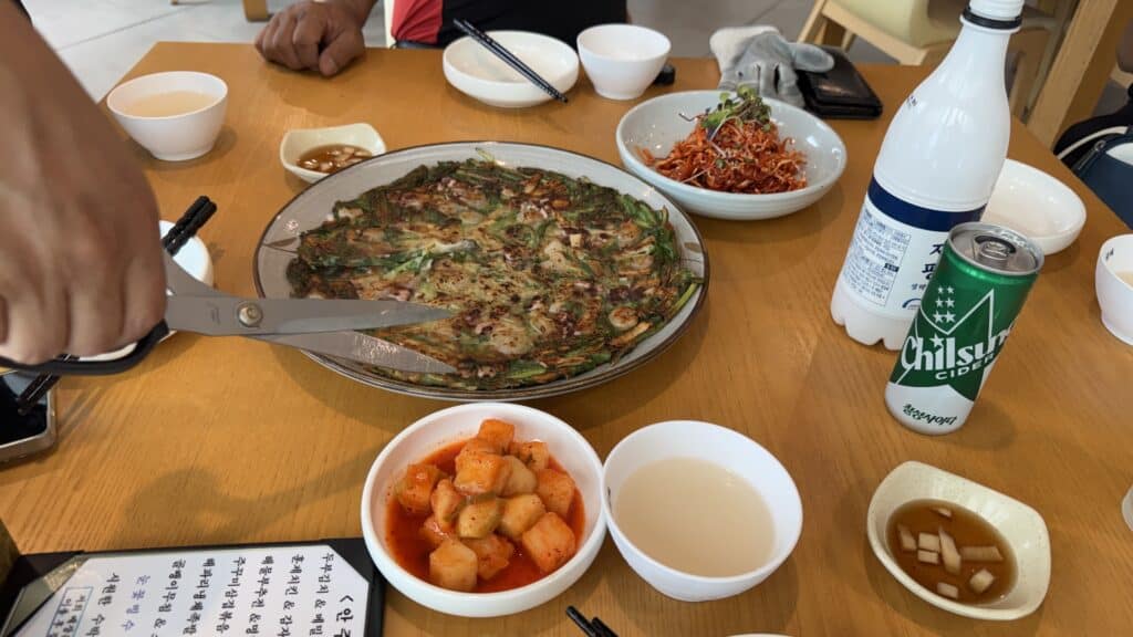 거제도 골프장 캐디 추천 메뉴 해물부추전 명태회무침